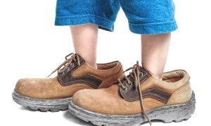 В продаже обувь больших размеров